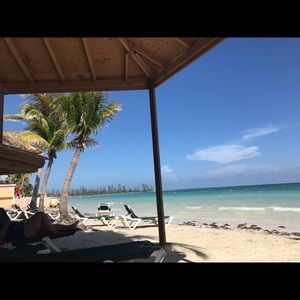 Meet your Posher, Carmen